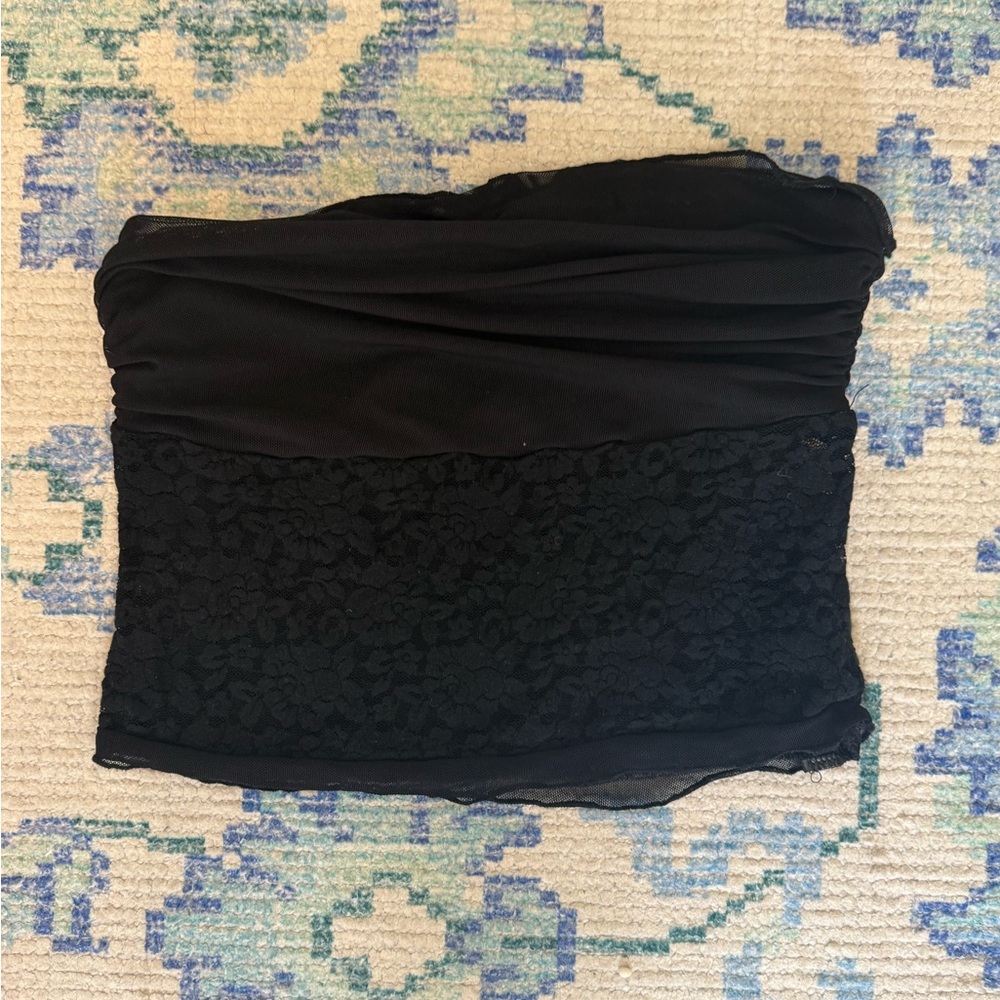 Tiger Mist Black Lace Crop Top